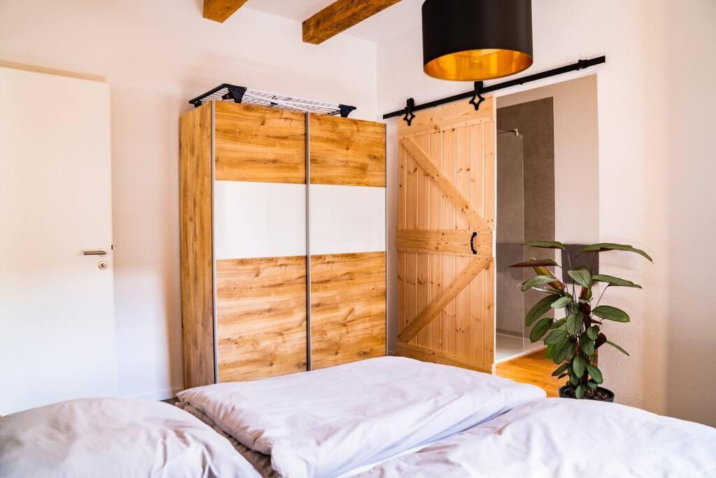 Neu Renoviertes Ferienhaus/Wohnunng Kleine Auszeit Sonnenbühl Extérieur photo