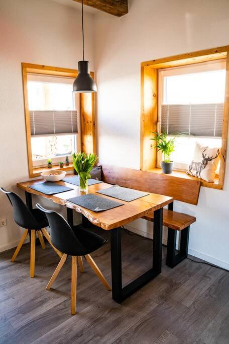 Neu Renoviertes Ferienhaus/Wohnunng Kleine Auszeit Sonnenbühl Extérieur photo